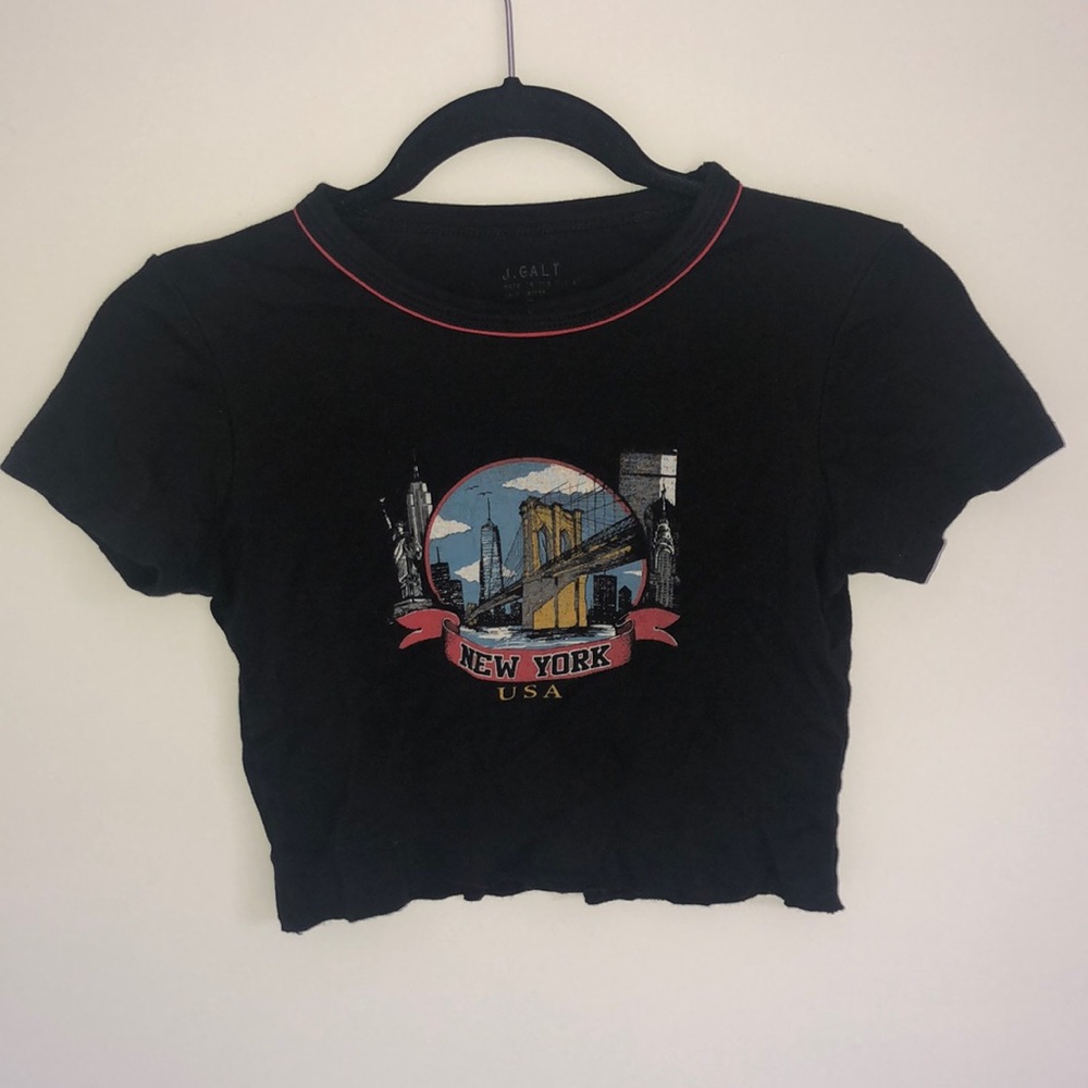 Black NY crop top.